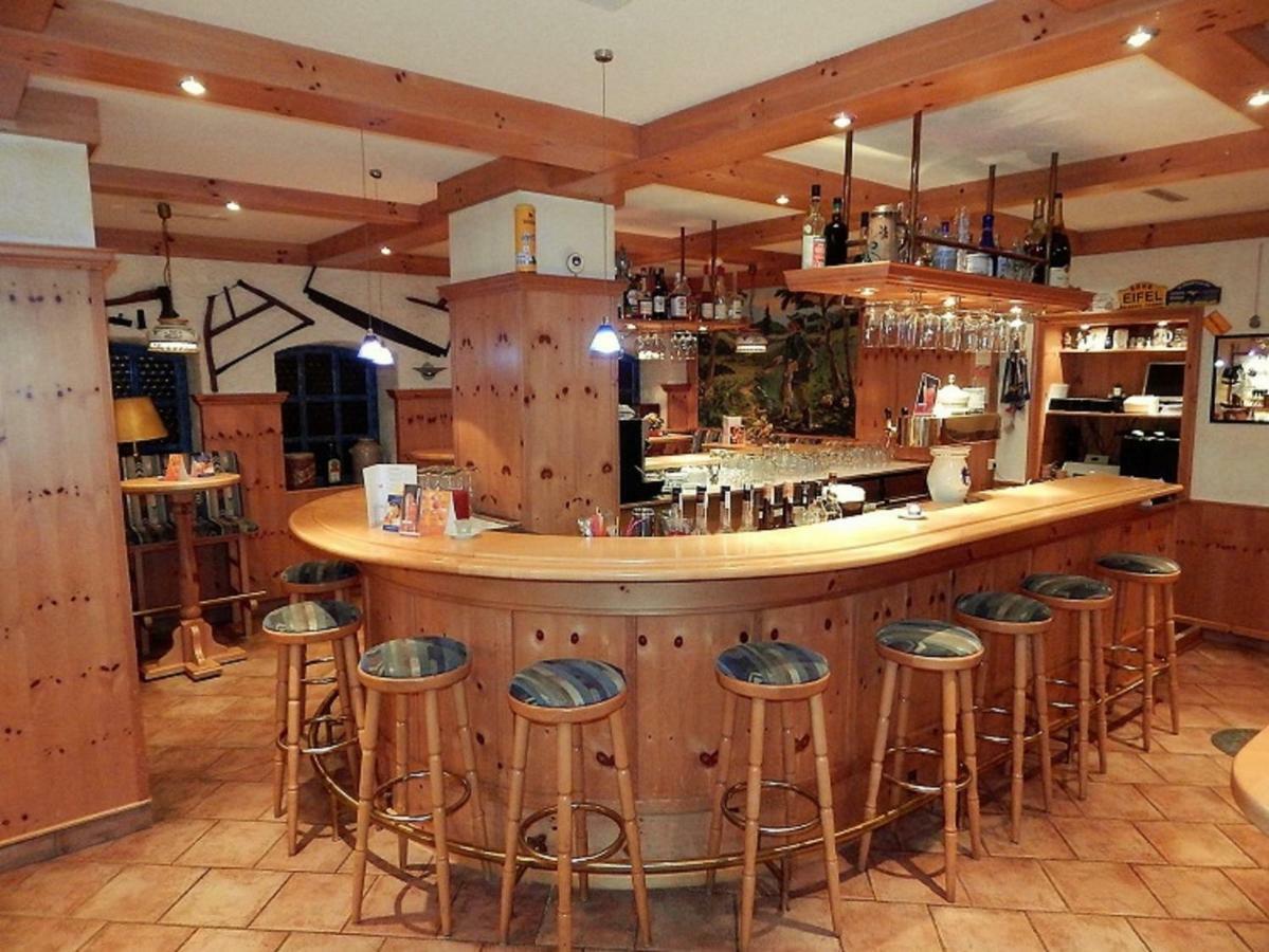 Land-Gut-Hotel Zum Alten Forsthaus - Aufladestation Fuer Elektroautos Hürtgenwald Kültér fotó